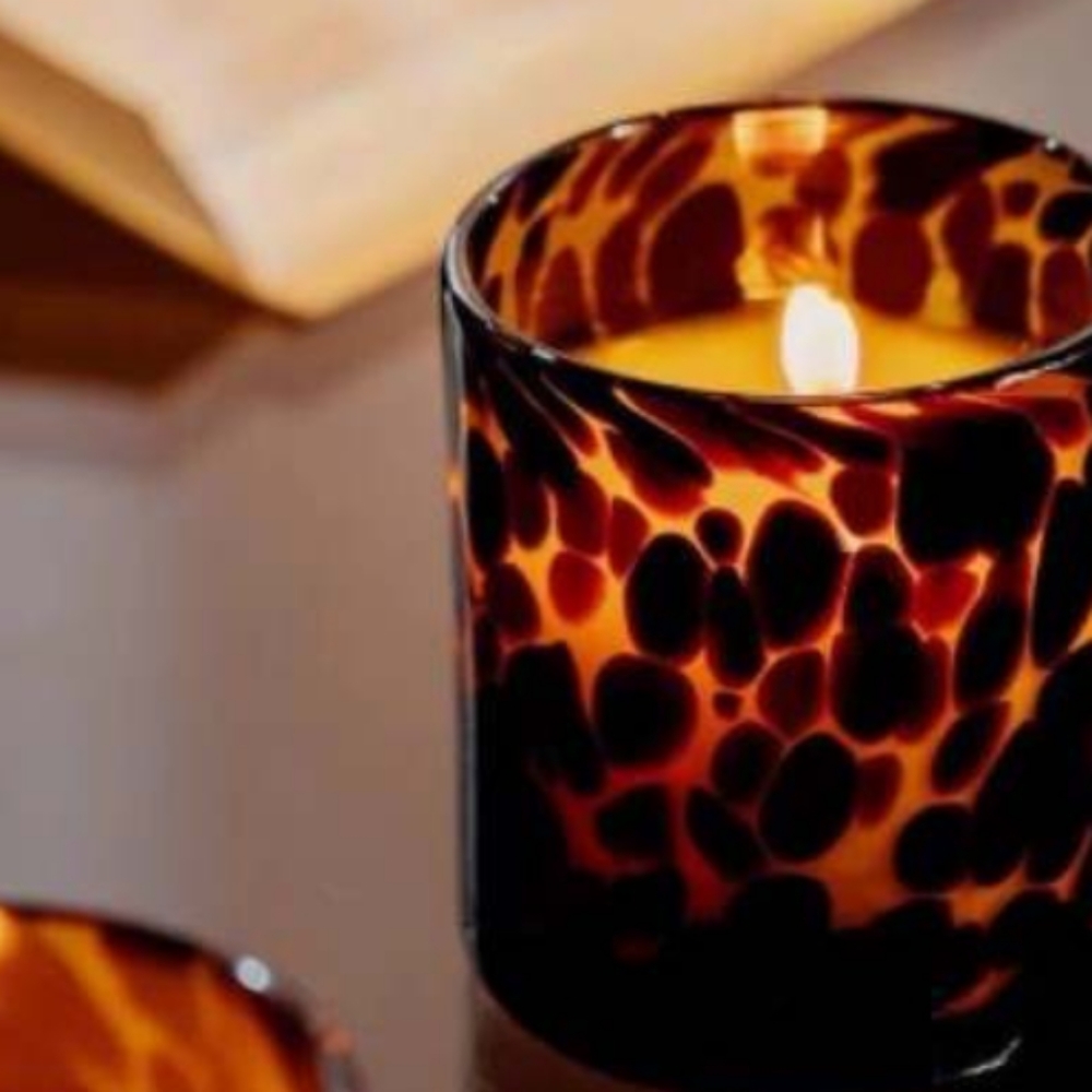 Iris Obscure № 10 Luxury Scented Candles
CIRE & MÈCHE - tortoiseshell glass